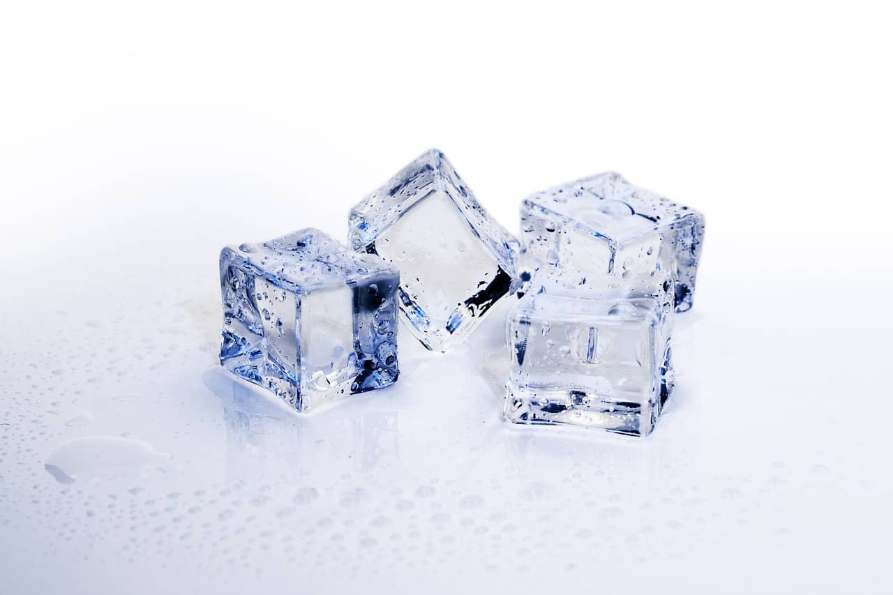 ice cubes, ice, frozen-3506782.jpg